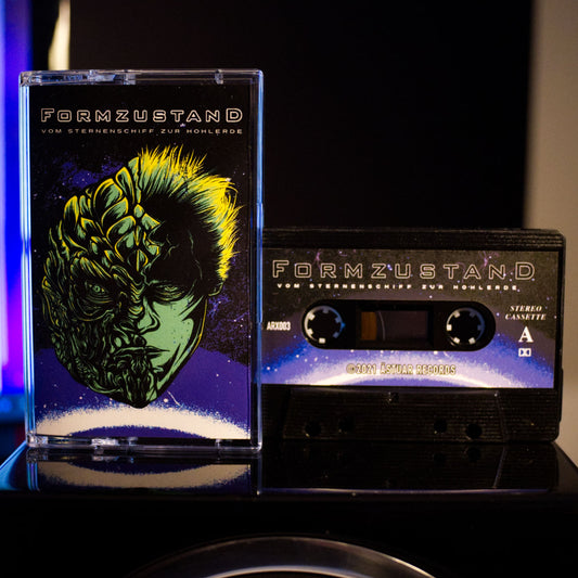 Formzustand - Vom Sternenschiff zur Hohlerde Tape Audio Cassette Reptiloid Synthwave inkl. Sticker und Download Code